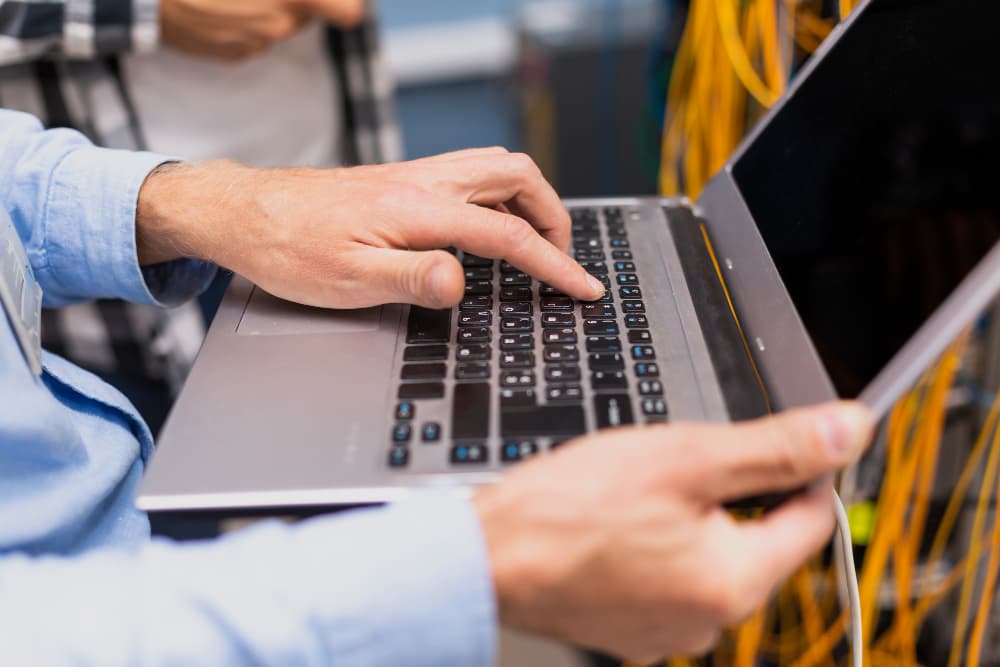 Laptop with Fibre